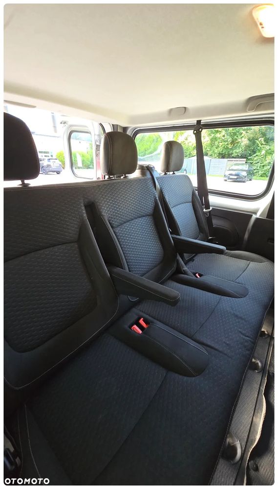 Opel Vivaro L2H1 2,9t Elegance - 15