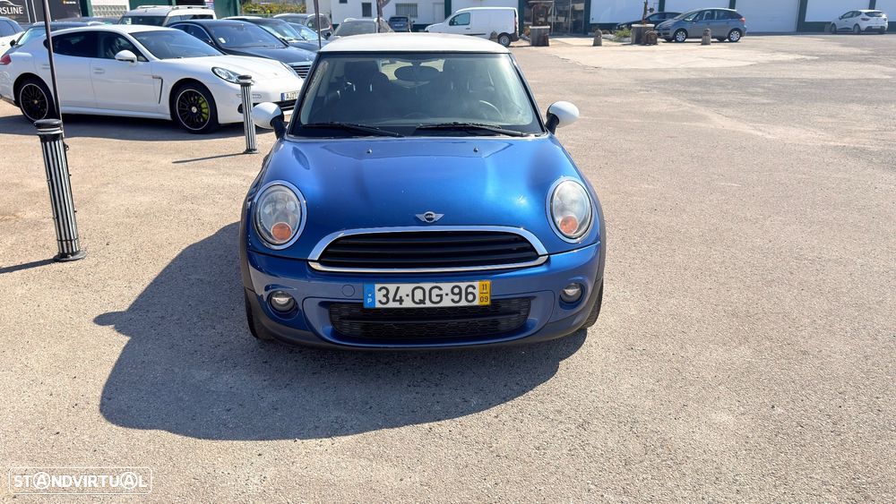 MINI 3 Portas One D - 3
