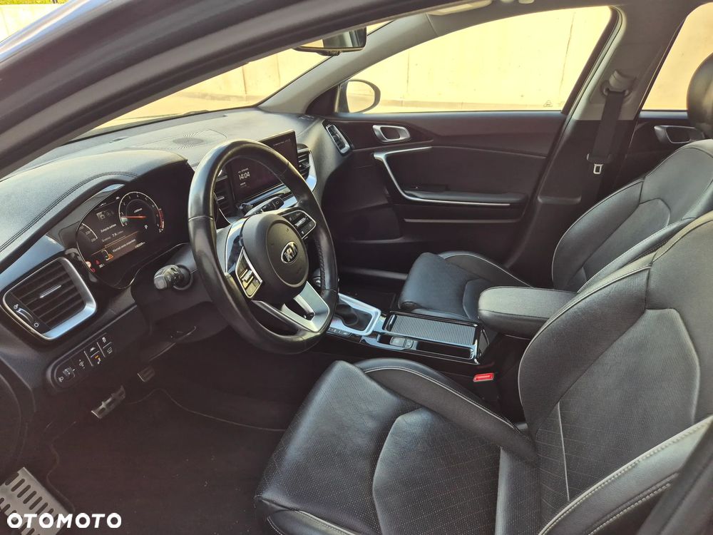 Kia XCeed 1.4 T-GDI OPF DCT7 PLATINUM EDITION - 14