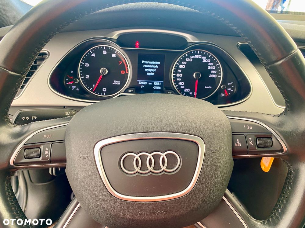 Audi A4 Avant - 4