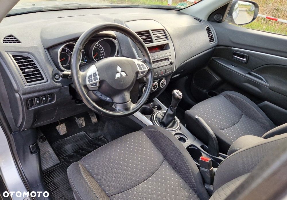 Mitsubishi ASX - 20