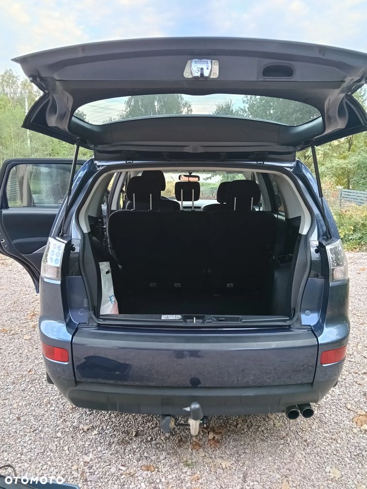 Mitsubishi Outlander 2008 photo 2