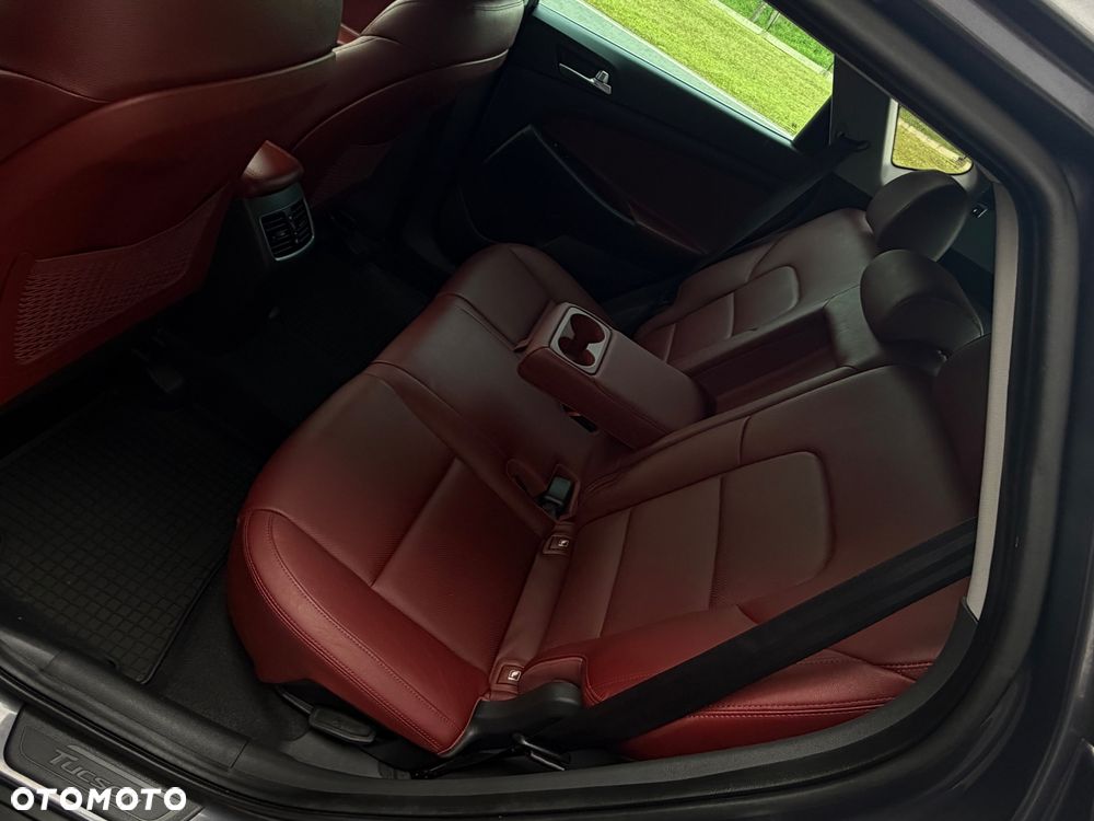 Hyundai Tucson 1.6 Turbo 4WD Premium - 27