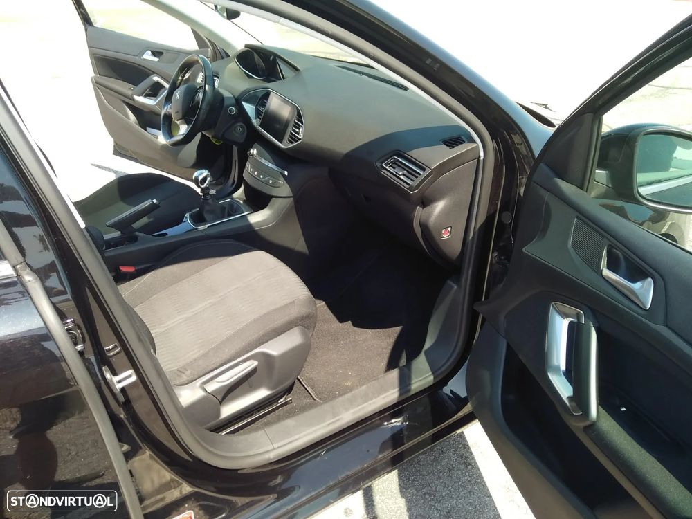Peugeot 308 SW BlueHDi 120 Stop & Start Allure - 11