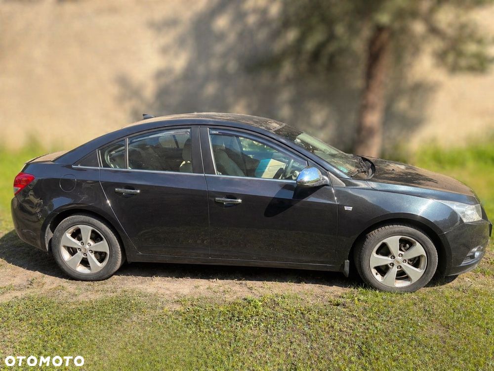 Chevrolet Cruze - 5