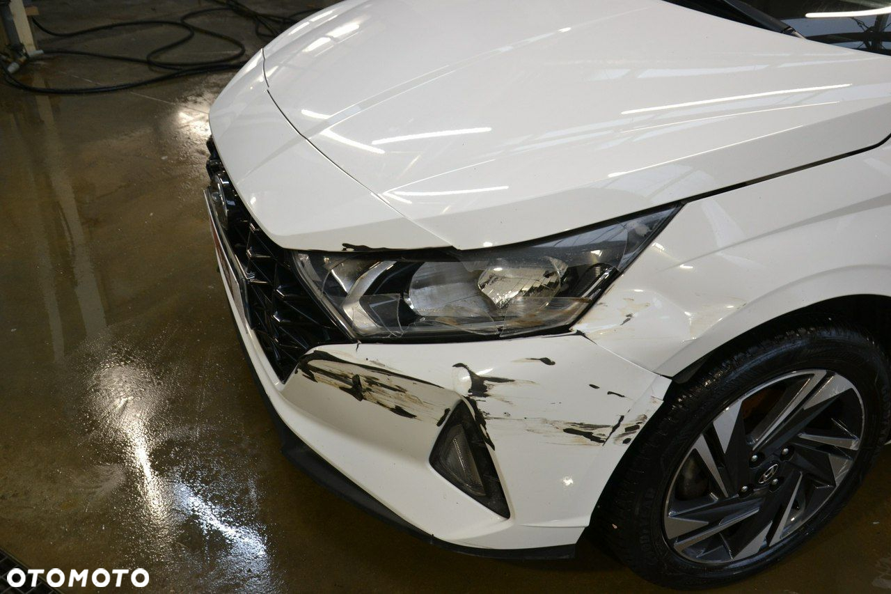 Hyundai i20 - 12