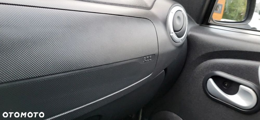 Dacia Sandero 1.6 Ambiance - 23