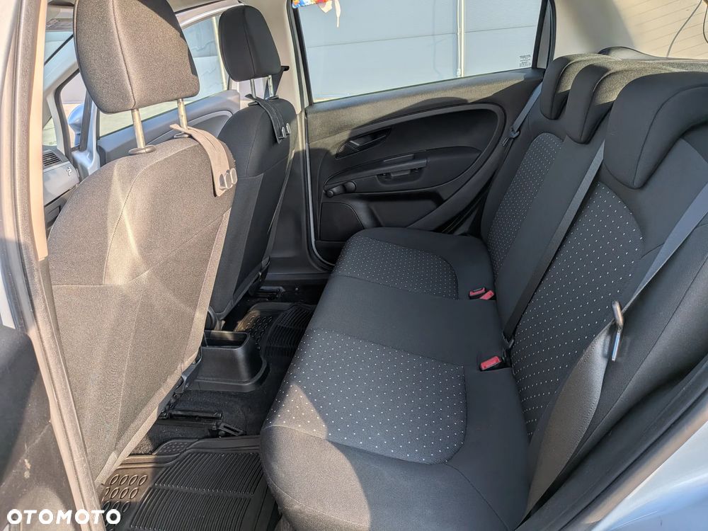 Fiat Grande Punto 1.4 8V - 11