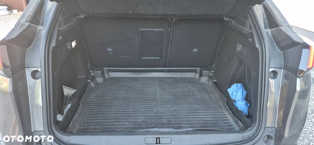 Peugeot 3008 1.5 BlueHDi GT Pack S&S EAT8 - 16