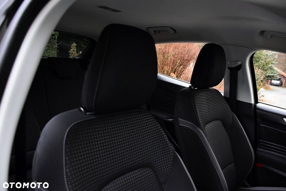 Ford Focus 1.5 EcoBlue STart-Stopp-System TITANIUM - 37