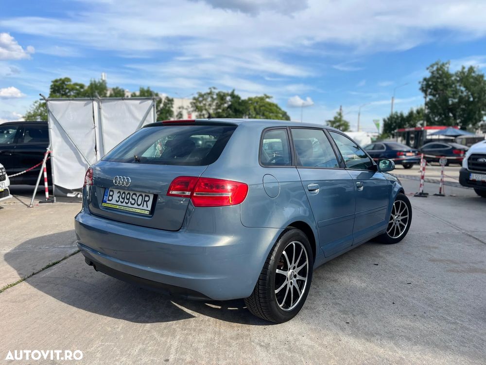 Audi A3 1.6 TDI Ambiente - 4