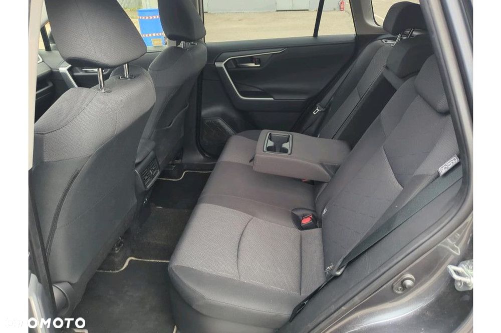 Toyota RAV4 - 12
