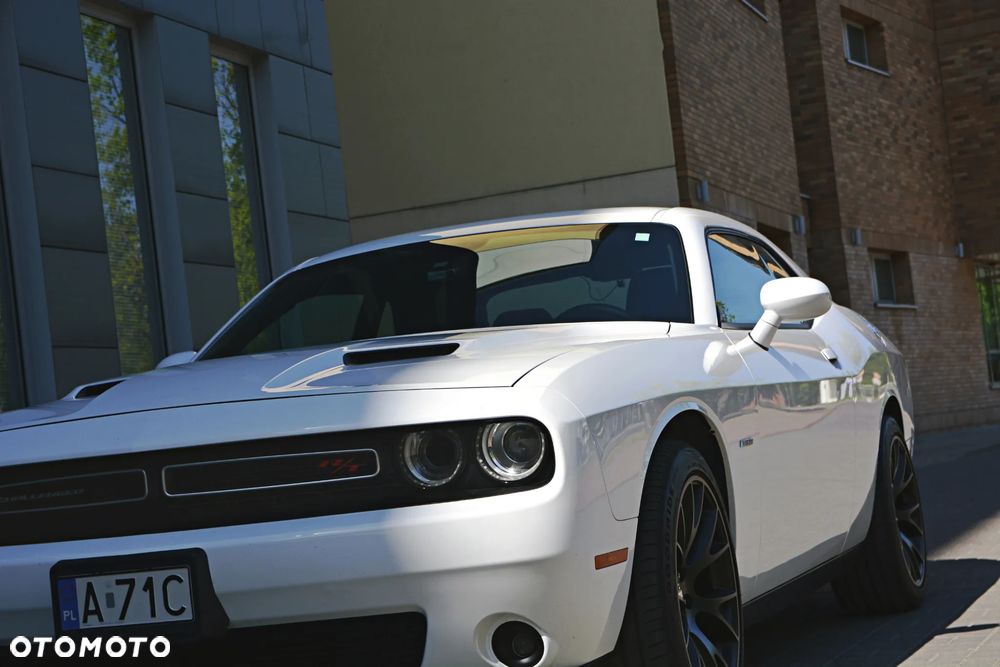 Dodge Challenger 5.7 R/T - 23