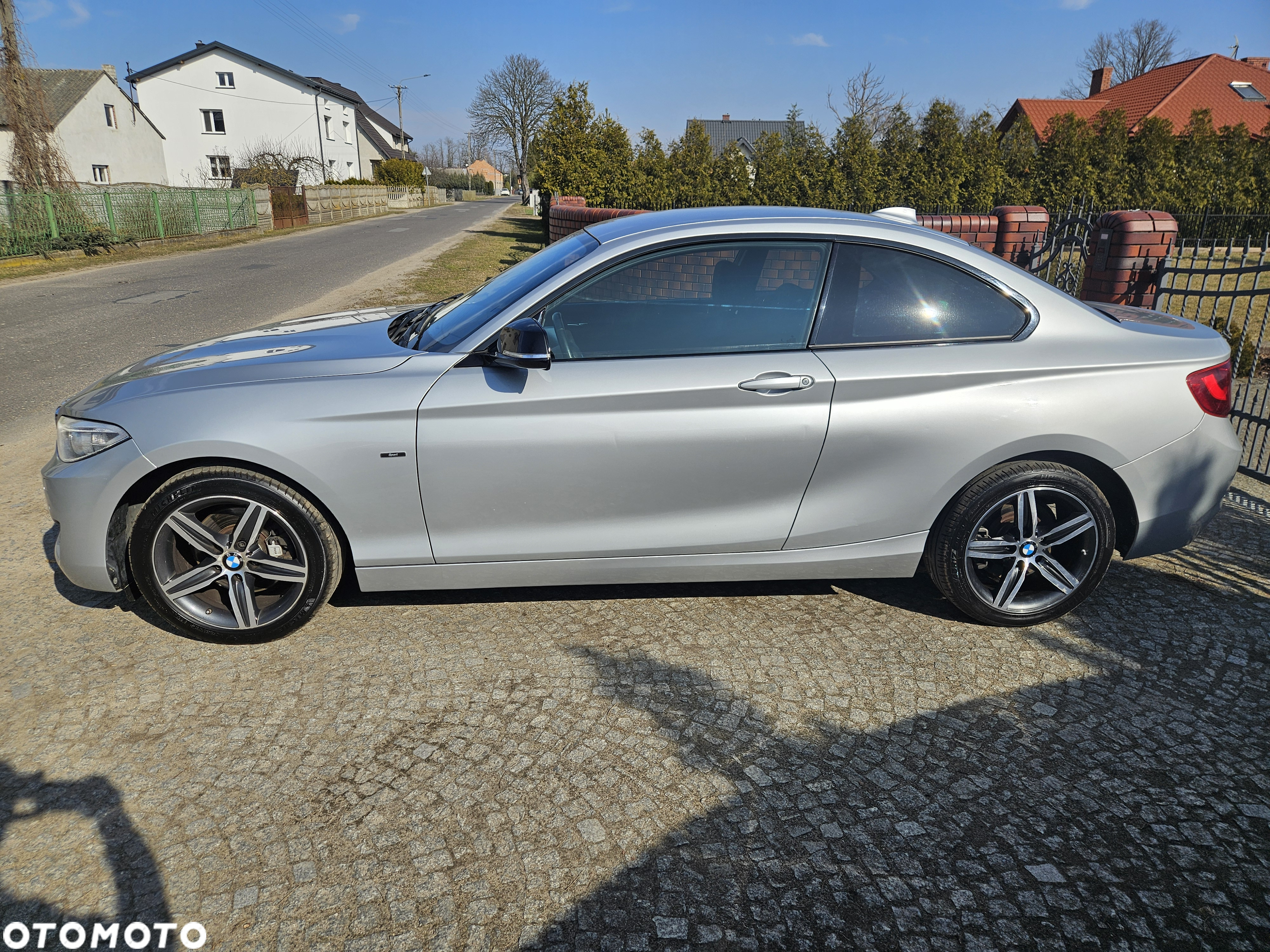 BMW Seria 2 220d Coupe Sport Line - 2