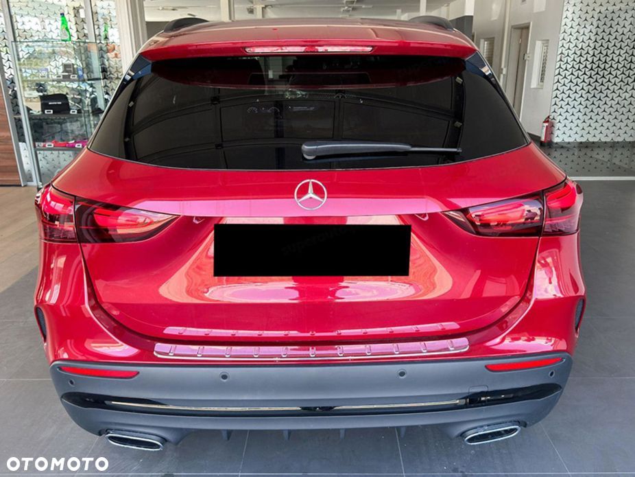 Mercedes-Benz GLA 200 AMG Line - 5