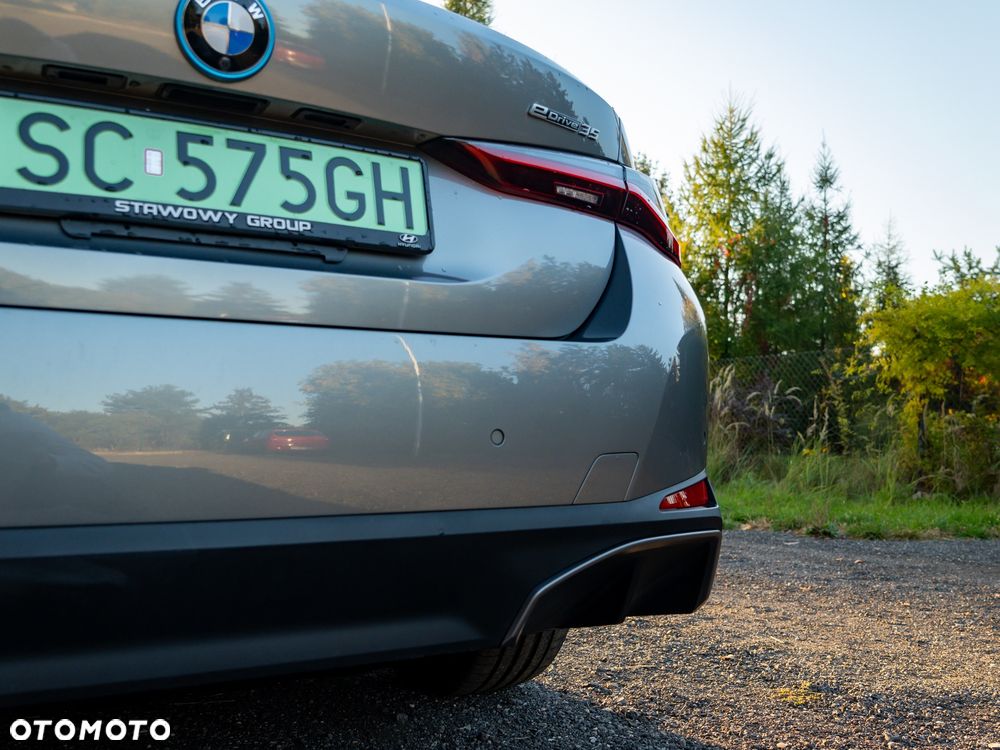 BMW i4 - 40