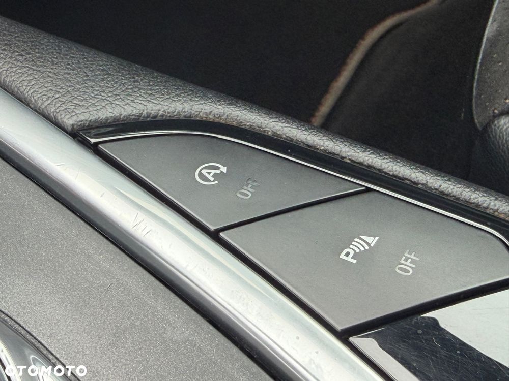 Ford S-Max 2.0 EcoBlue ST-Line - 25