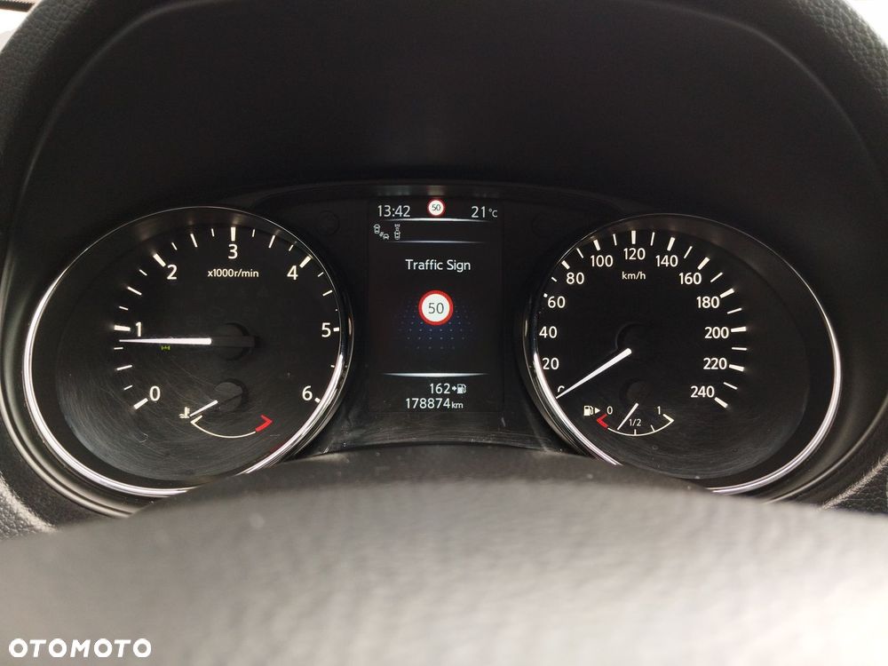 Nissan Qashqai 1.6 dCi 4x4 Tekna S&S - 14