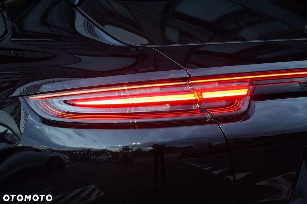 Porsche Panamera Turbo S E-Hybrid - 11