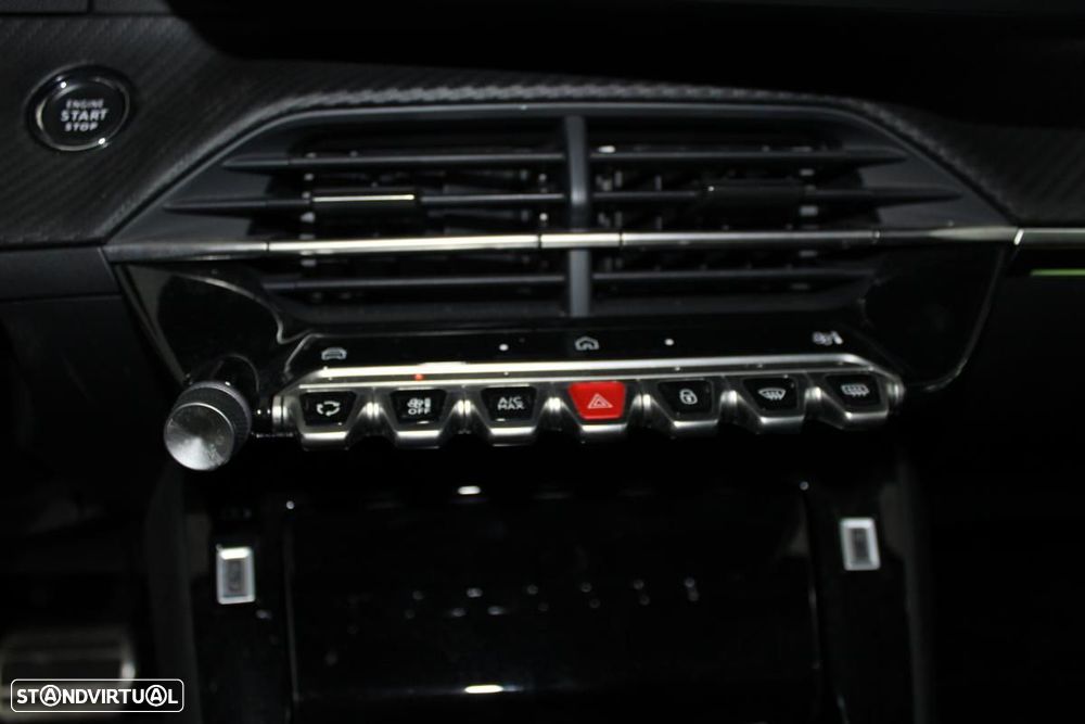 Peugeot e-2008 50 kWh GT - 21
