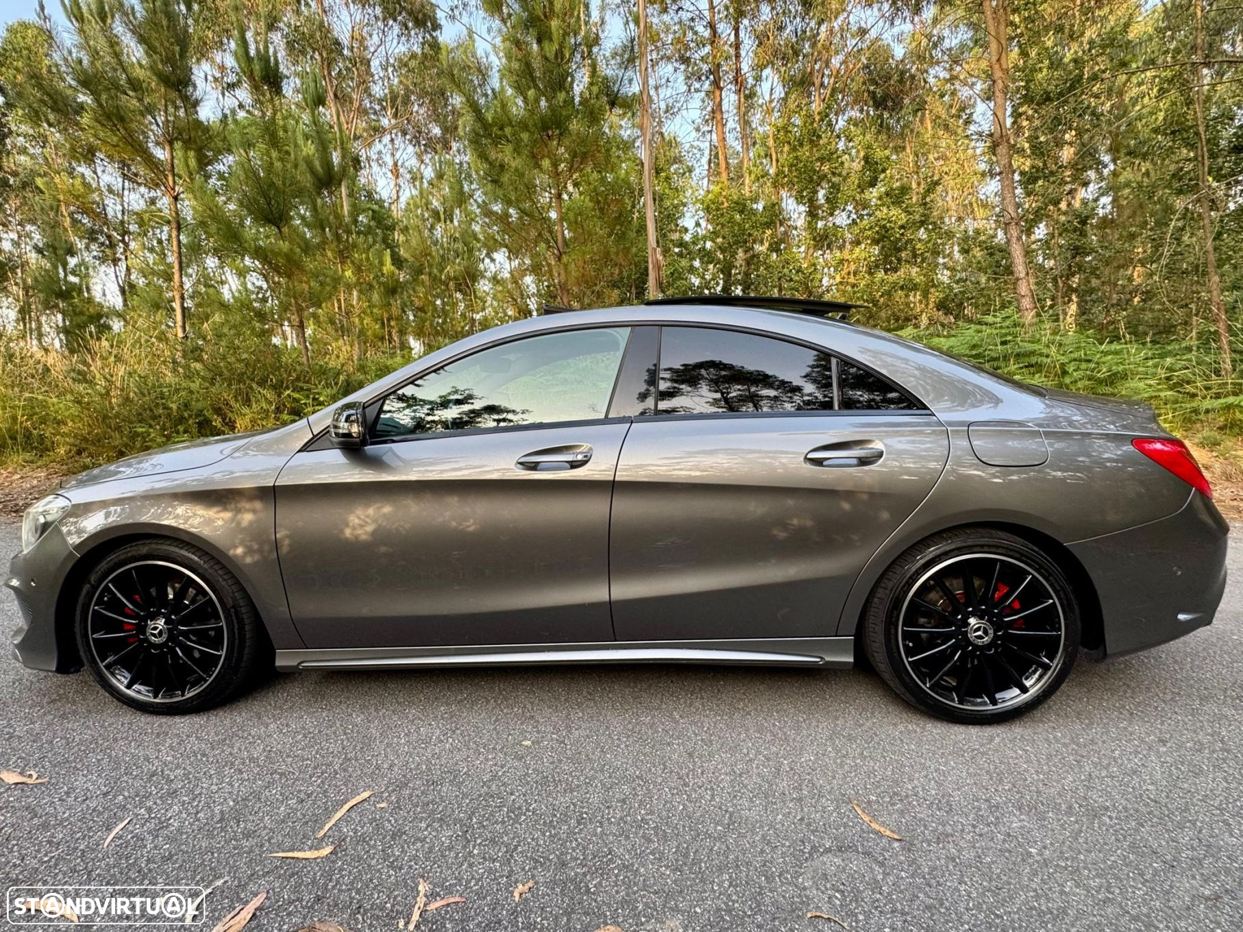 Mercedes-Benz CLA 180 d AMG Line - 8