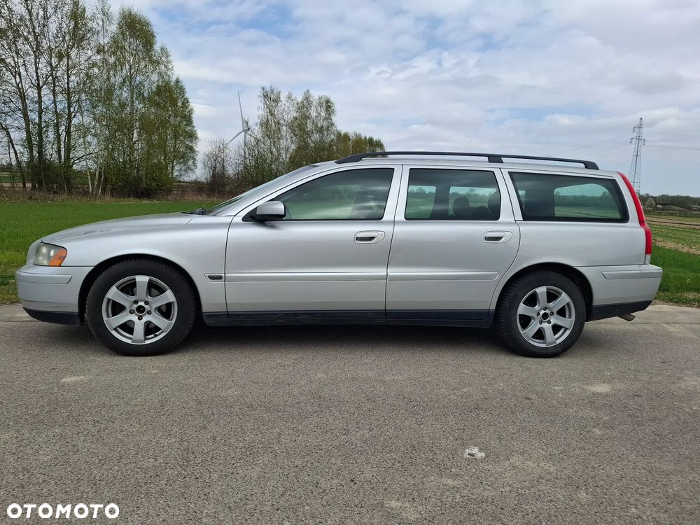 Volvo V70 2.4D - 4