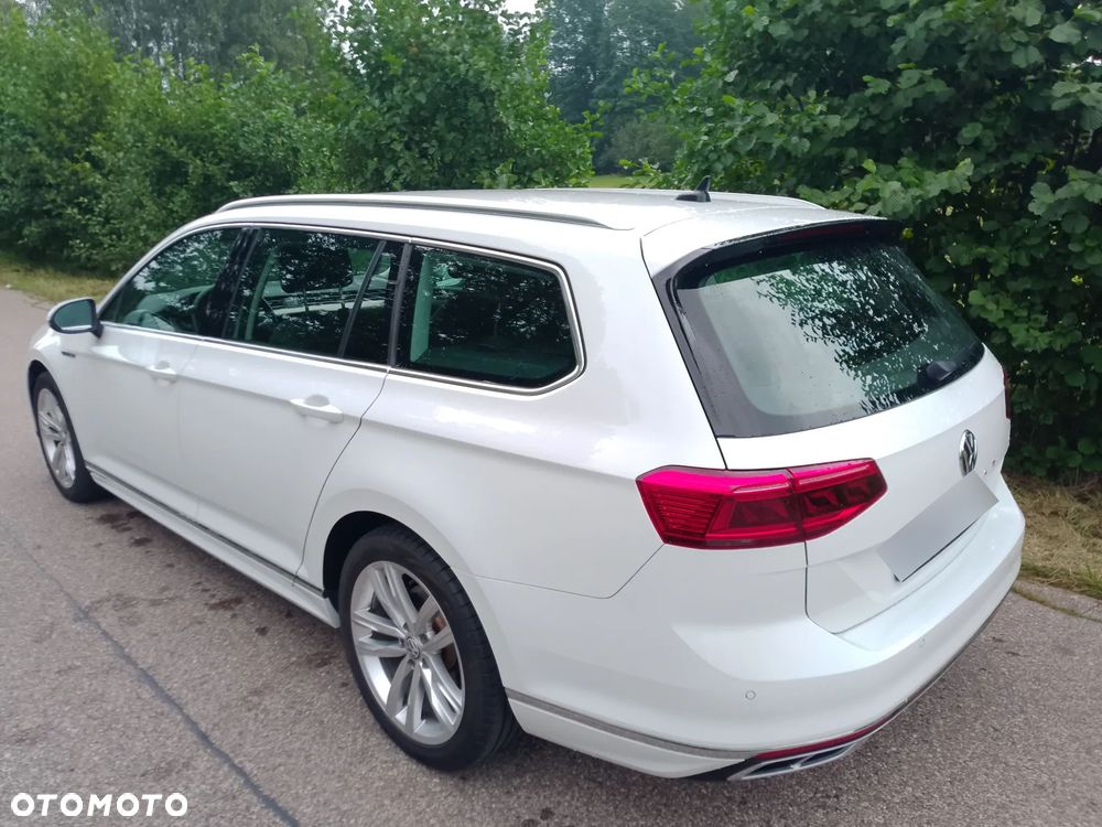 Volkswagen Passat 2.0 TDI SCR DSG Comfortline - 3