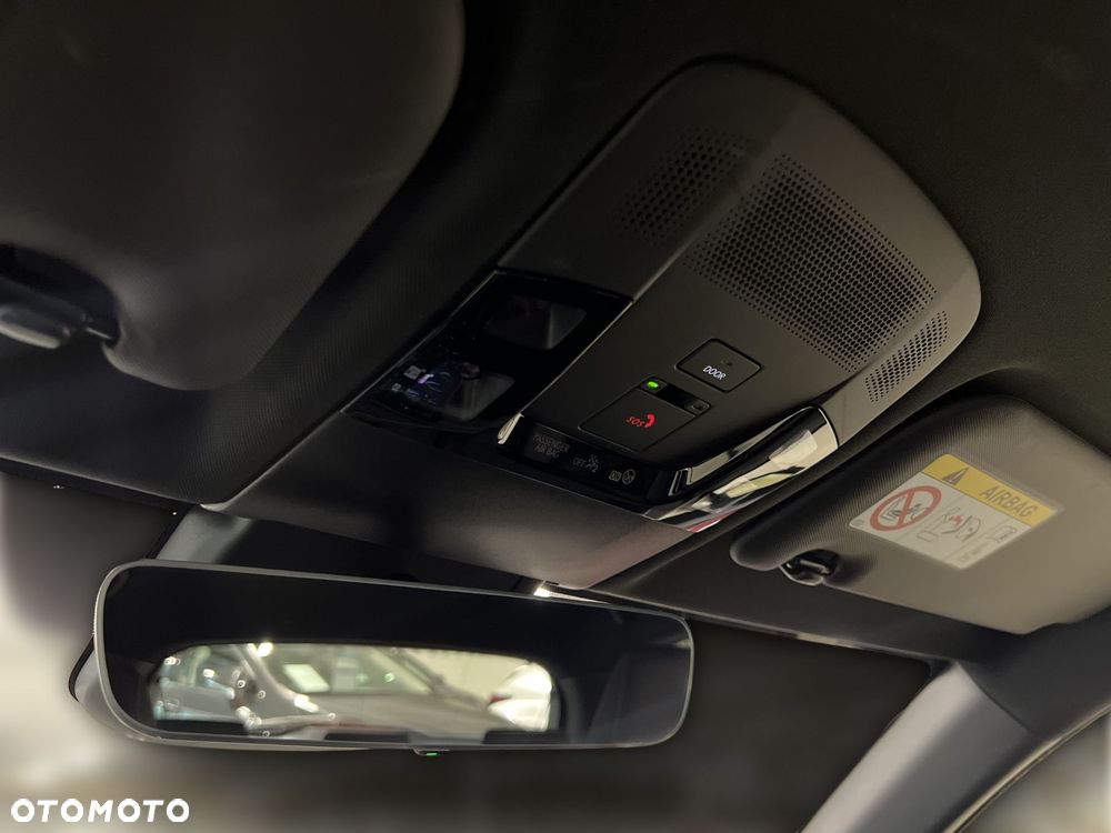 Lexus LBX 1.5 Hybrid - 25