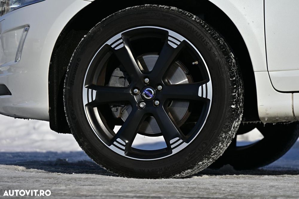 Volvo XC 60 D4 Geartronic Summum - 3