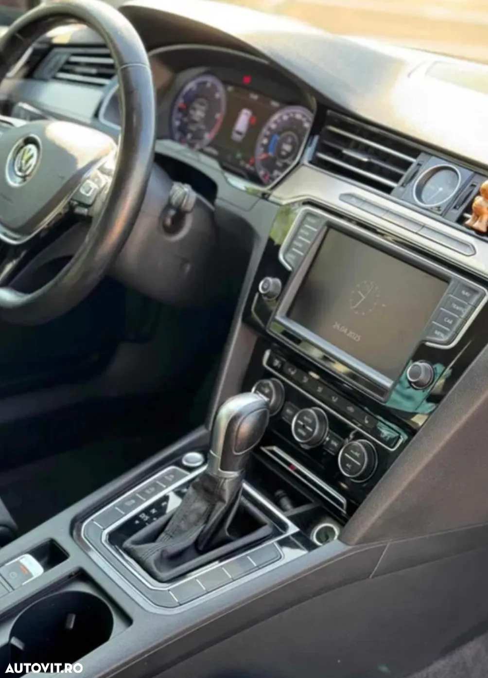 Volkswagen Passat - 6