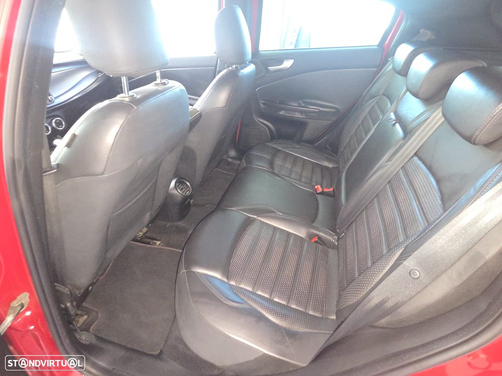 Alfa Romeo Giulietta 2.0 JTDM Distinctive - 13