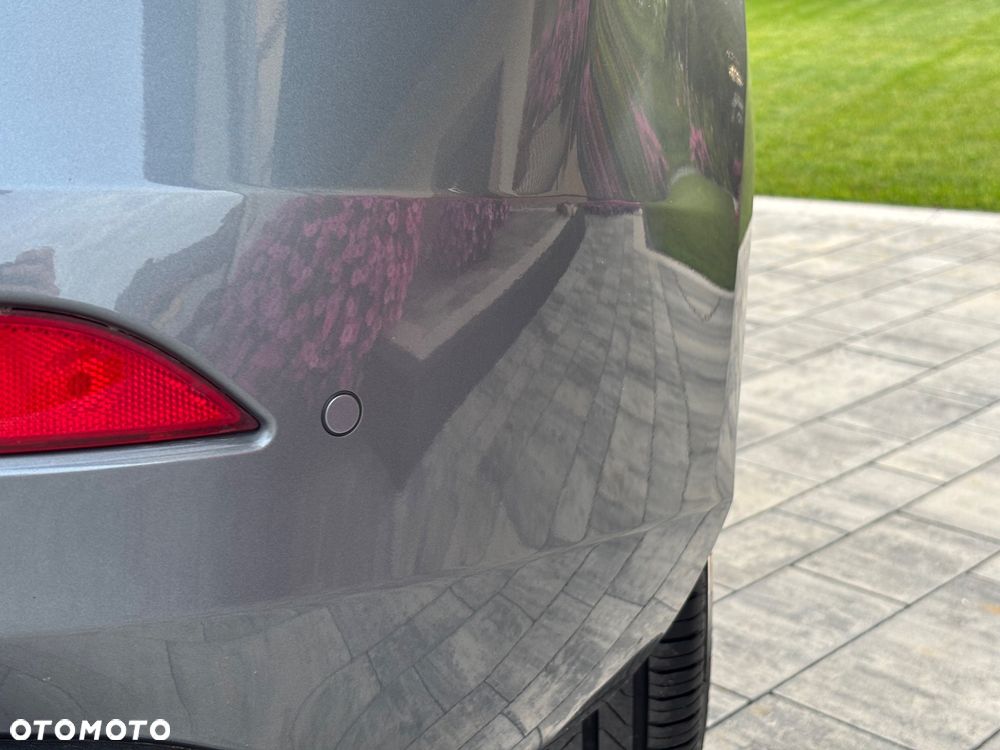 Volvo V40 D2 - 11