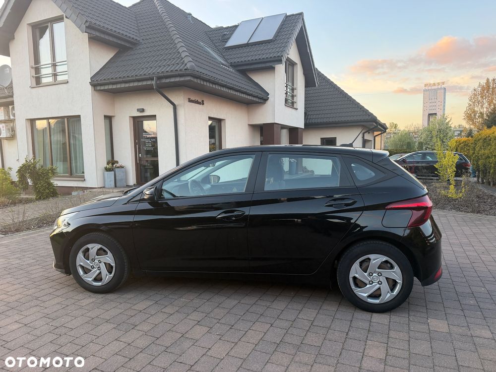 Hyundai i20 1.2 Pure - 11