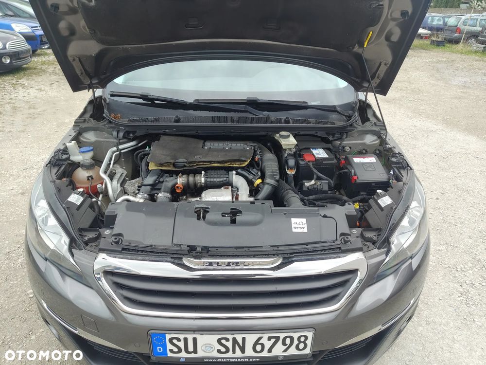 Peugeot 308 - 33