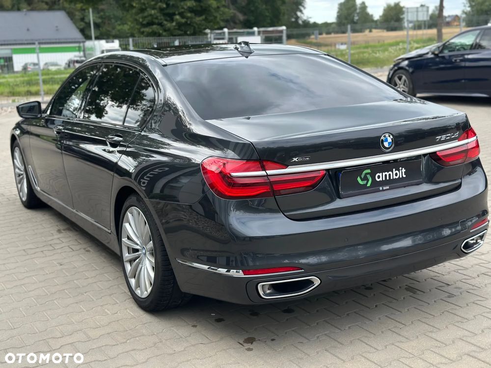 BMW Seria 7 - 8