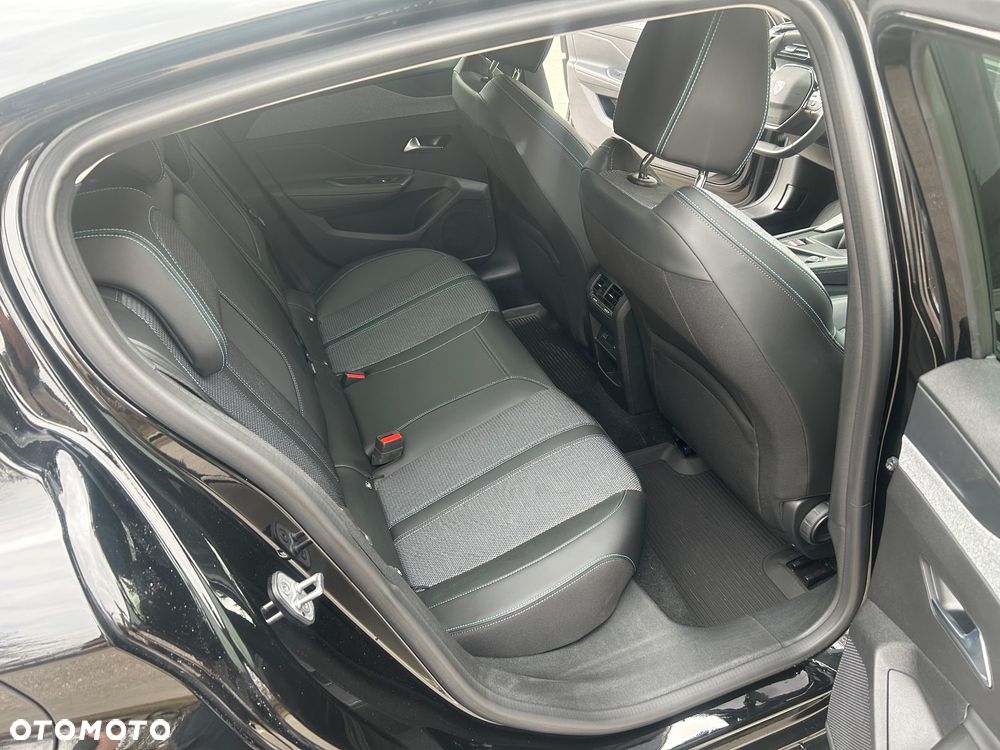 Peugeot 308 1.2 PureTech Allure S&S - 8