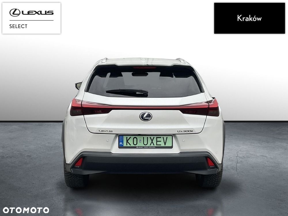 Lexus UX - 3