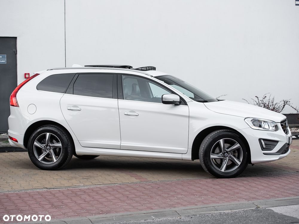 Volvo XC 60 D4 AWD Geartronic Summum - 3