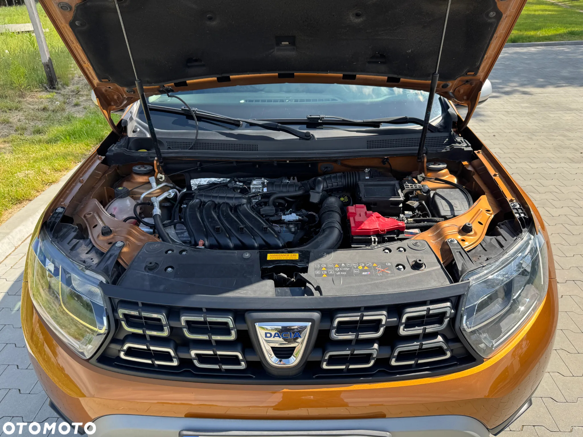 Dacia Duster 1.6 SCe Urban Explorer S&S - 28