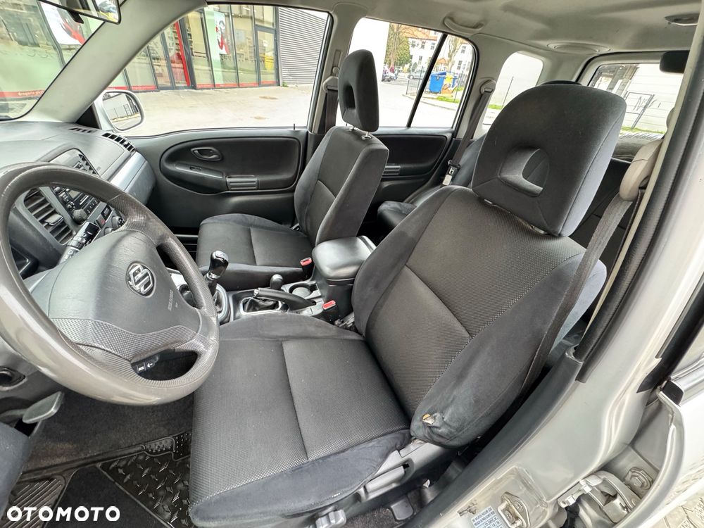 Suzuki Vitara 2.0 16V JLXS - 35