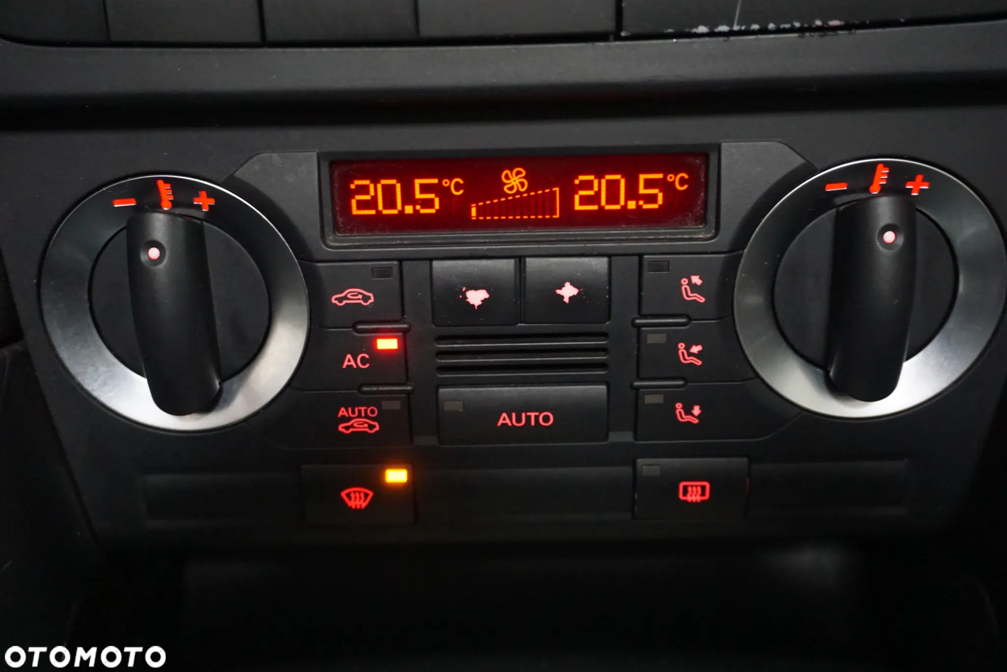 Audi A3 Cabriolet 1.9 TDI DPF Ambition - 25