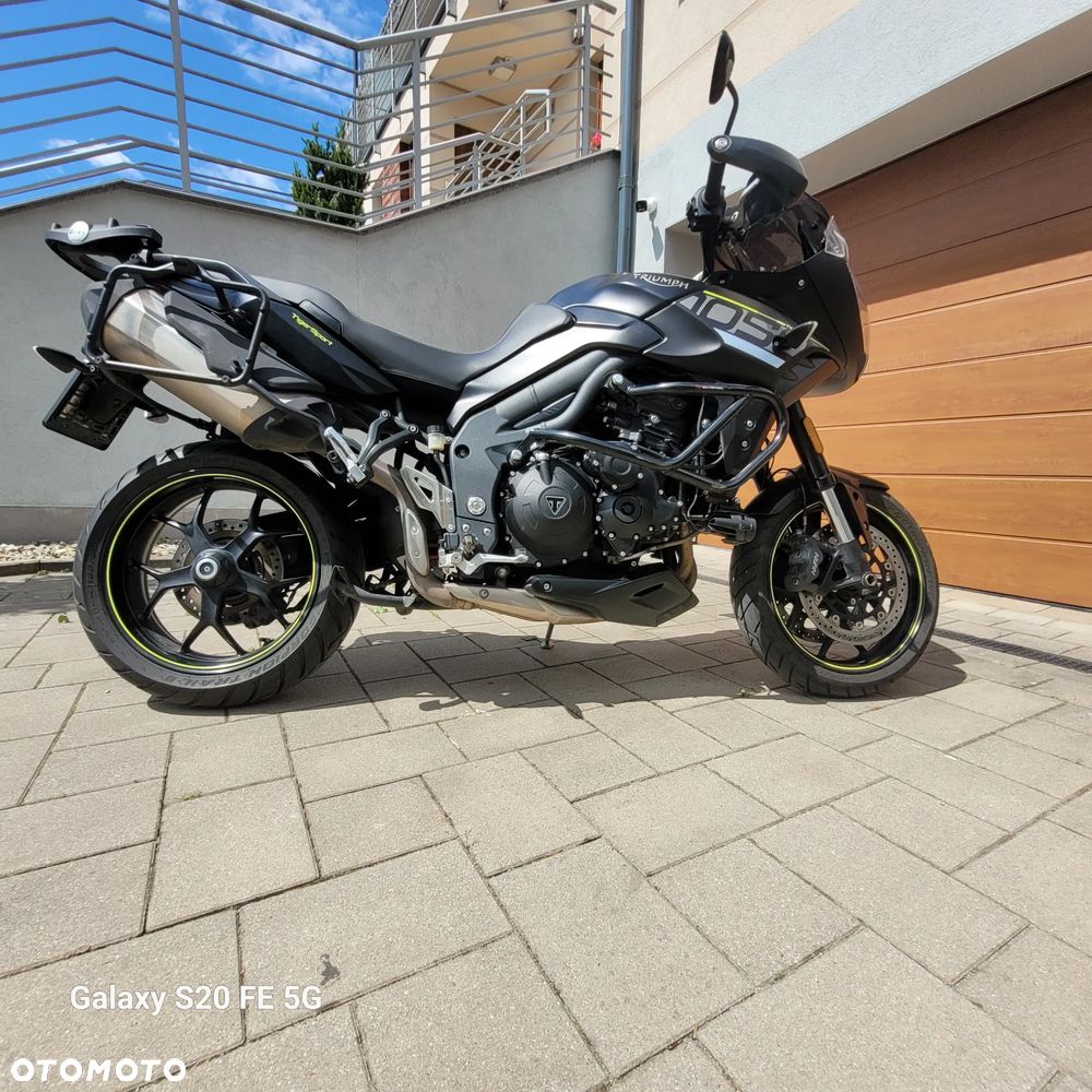 Triumph Tiger - 1