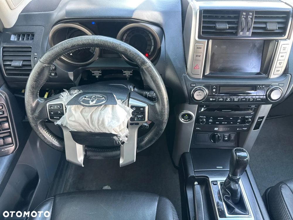 Toyota Land Cruiser LC 3.0 D-4D Prestige - 29