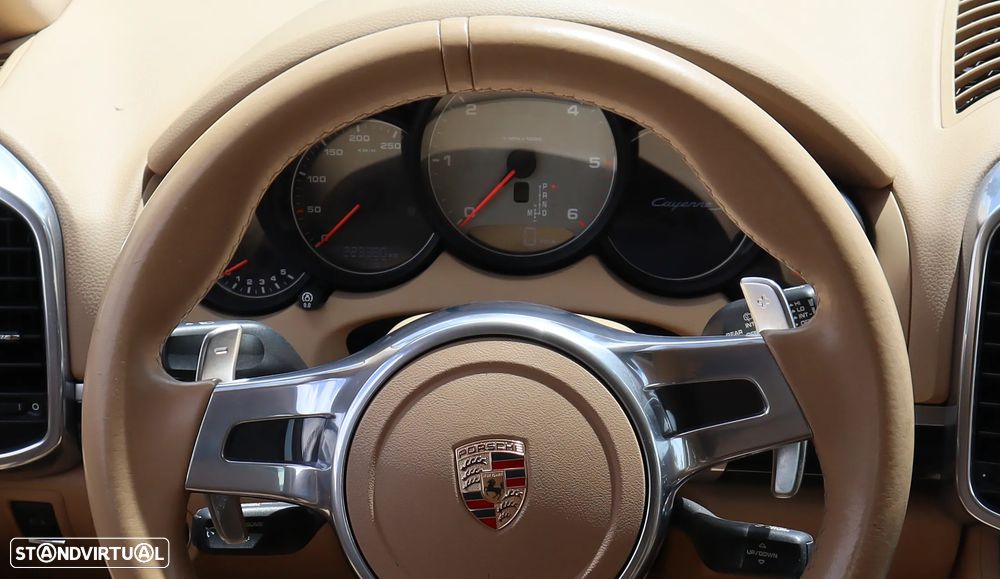 Porsche Cayenne S Tiptronic S - 25