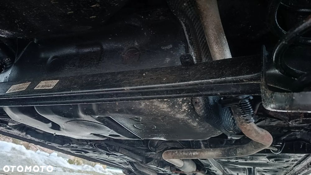 Toyota Yaris 1.0 Luna A/C - 12