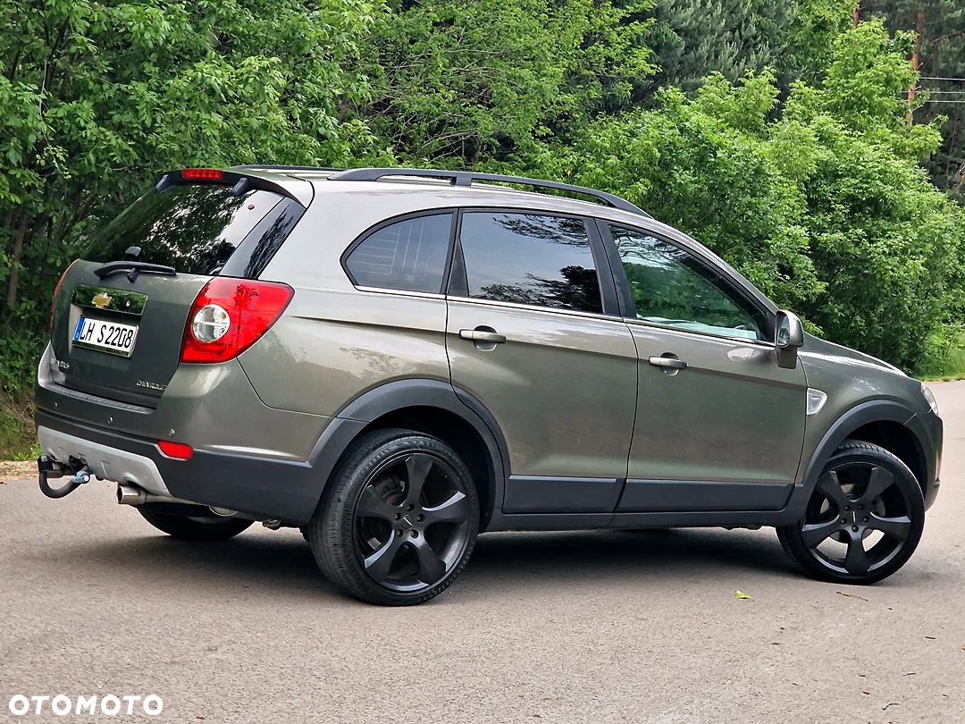Chevrolet Captiva 2.4 2WD 7 Sitzer LS Family Edition - 20