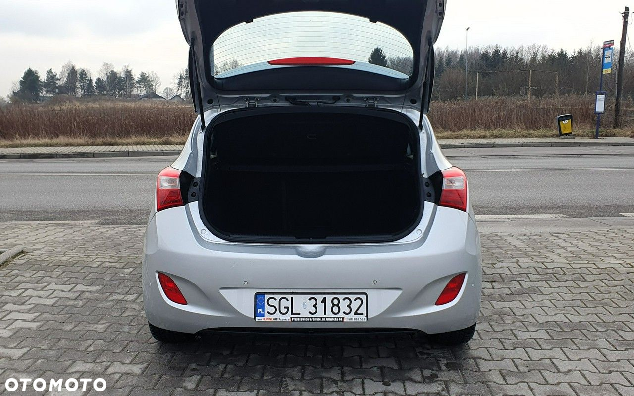 Hyundai i30 - 19