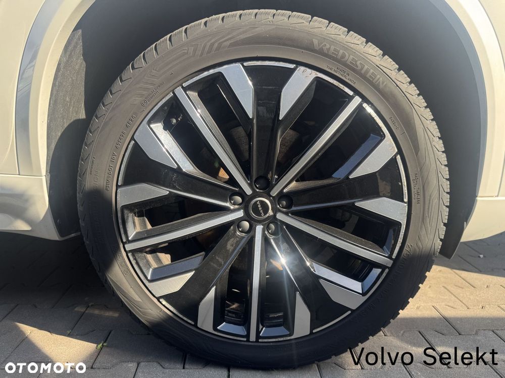 Volvo XC 90 - 8