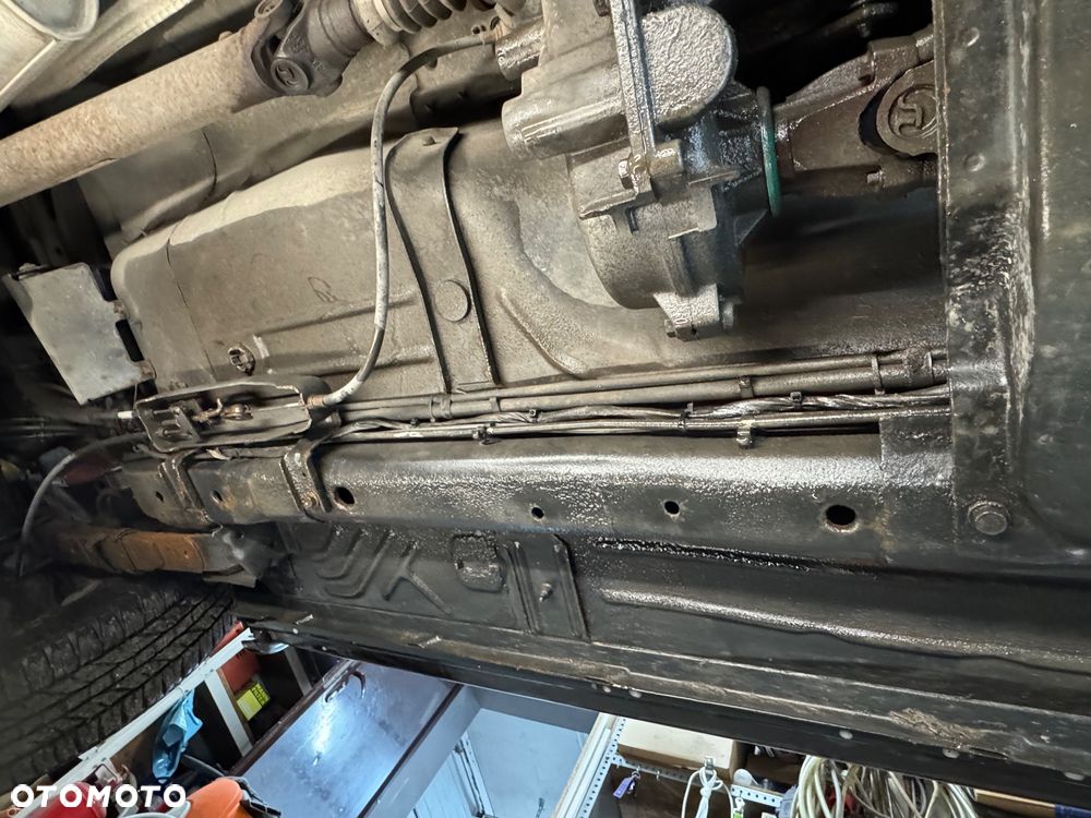 Jeep Cherokee 4.0 Limited - 31