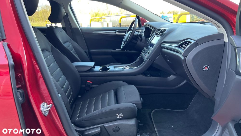 Ford Mondeo 2.0 EcoBlue Titanium - 14